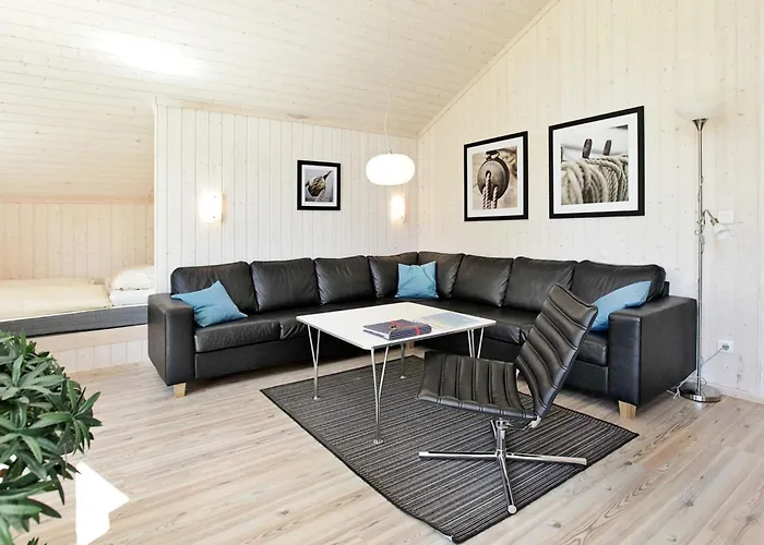 Six-person With Sleeping Alcove * Großenbrode